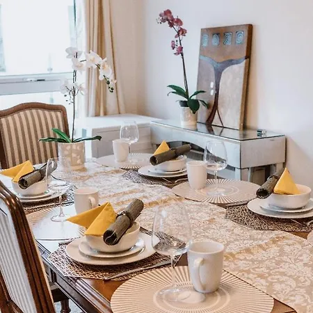 Smithfield Square Nest Entire Apt Dublin Extérieur photo